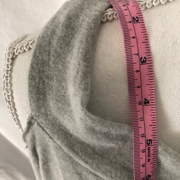 Medium gray open shoulder top Fantastic Fawn - Picture 8 of 8